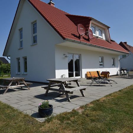 Spacious Holiday Home In Hornstorf With Trampoline Luaran gambar